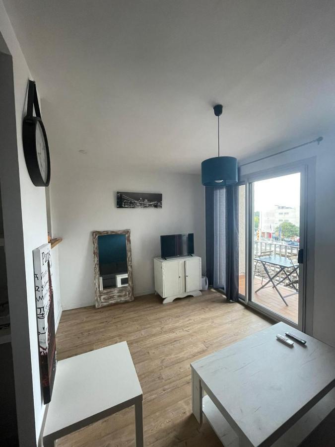 Superbe Studio A Canet En Roussillon Proche De La Plage エクステリア 写真